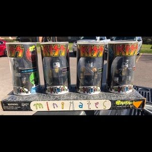 KISS 2002 Love Gun Art Asylum Minimates